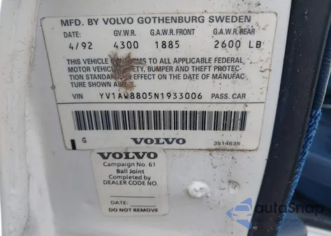1992 Volvo 240 from USA, damaged, VIN YV1AW8805N1933006